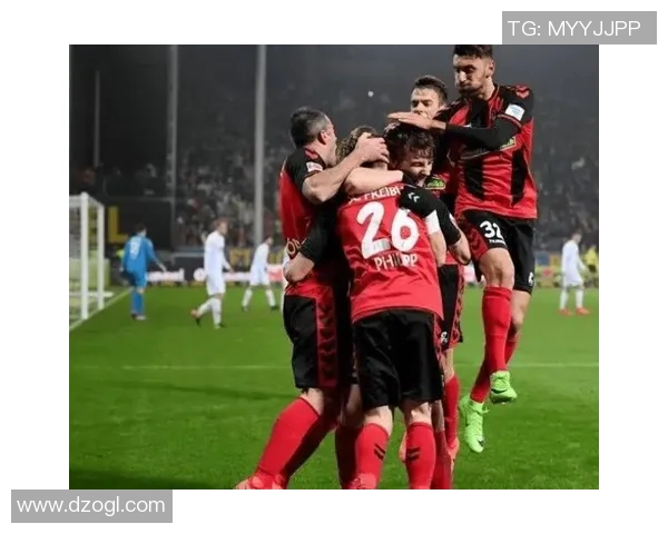 基米希力阻拜仁进攻展现防守大师风范助球队稳固后防线