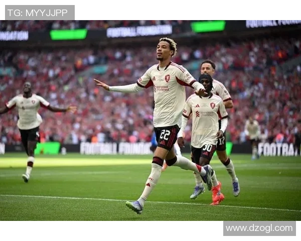 索博斯洛伊在英超赛场大放异彩助力球队争冠之路 索博斯洛伊在英超赛场大放异彩助力球队争冠之路