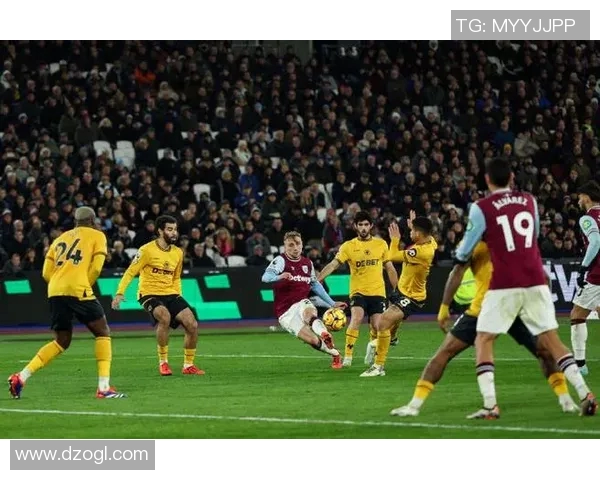 西汉姆主场击败狼队,继续争夺前四名席位 西汉姆主场击败狼队,继续争夺前四名席位